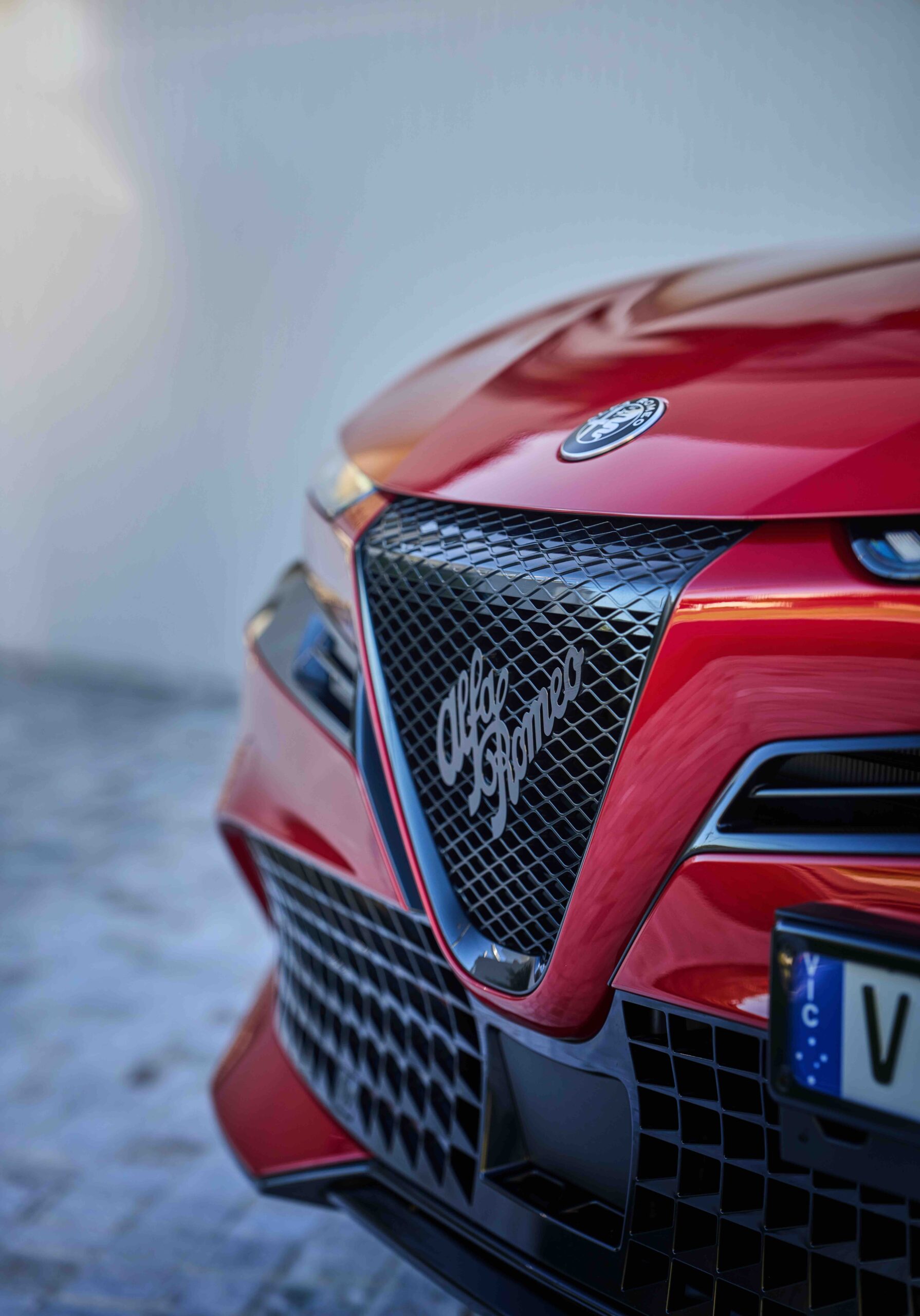 Alfa Romeo Junior Arrives: Compact, Hybrid and EV